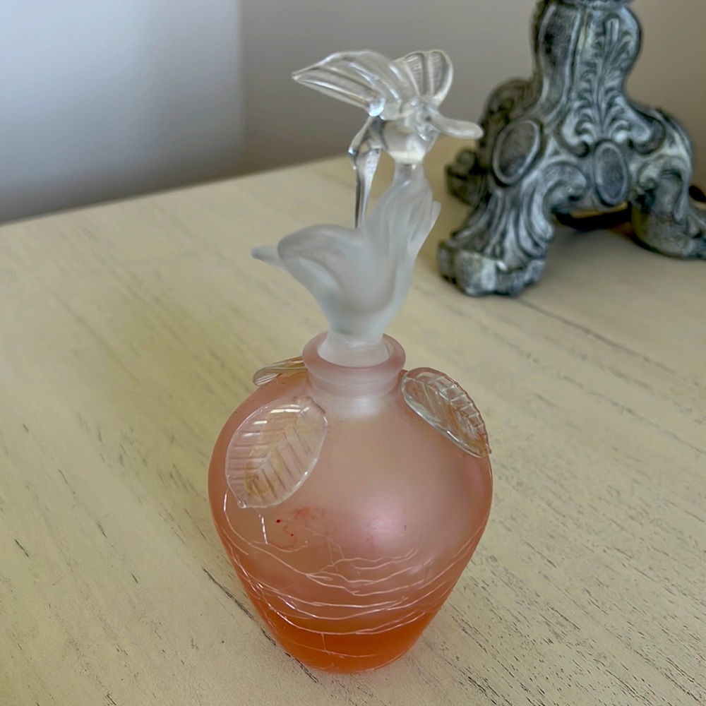 Beautiful Hummingbird perfume bottle